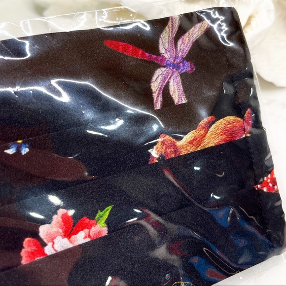 ⛔️GIFTED⛔️ NEW | Johnny Was Silk + Cotton Mask - Picture 9 of 9